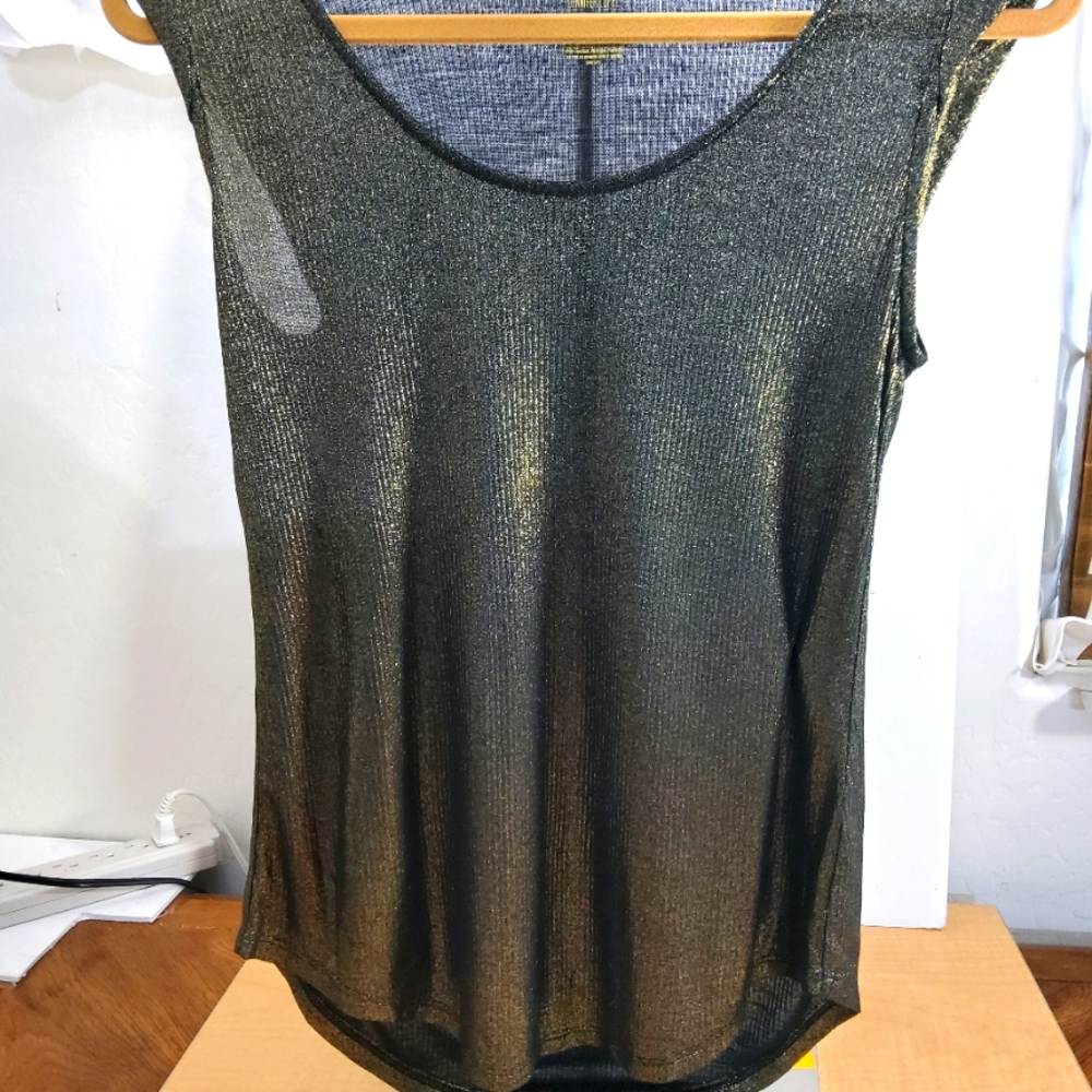 Jennifer sleeveless top